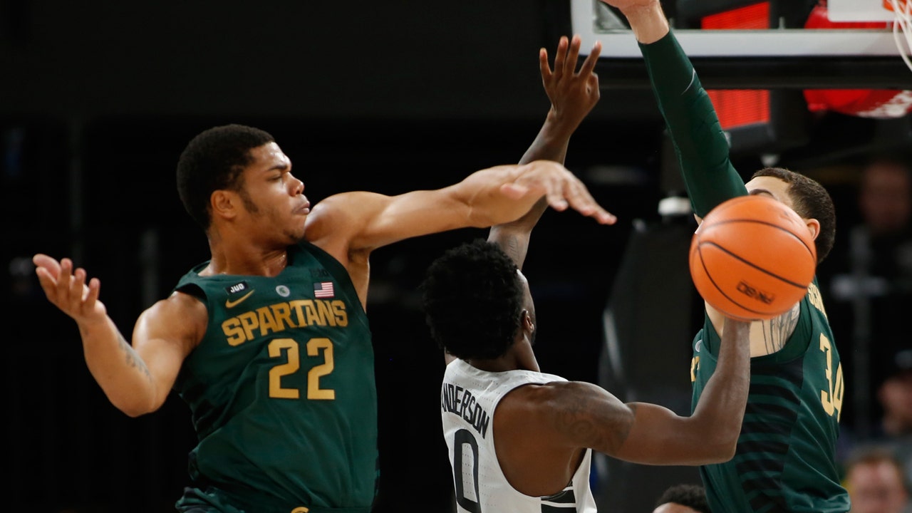Winston sparks No. 4 Michigan State past UConn 77-57